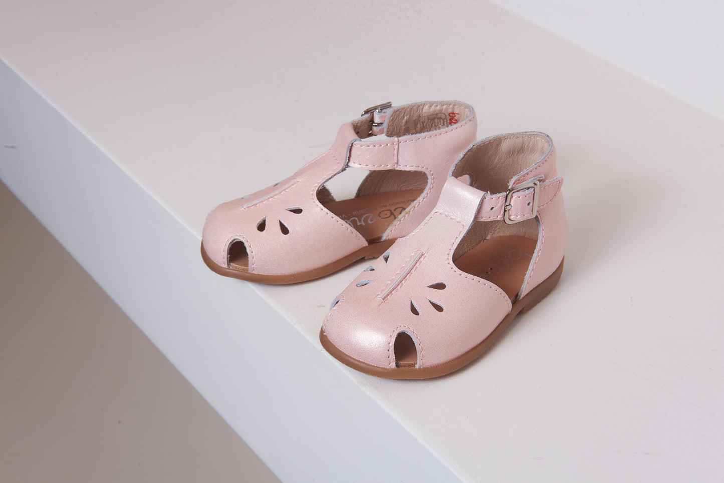 Beberlis Pink Cutout Sandal