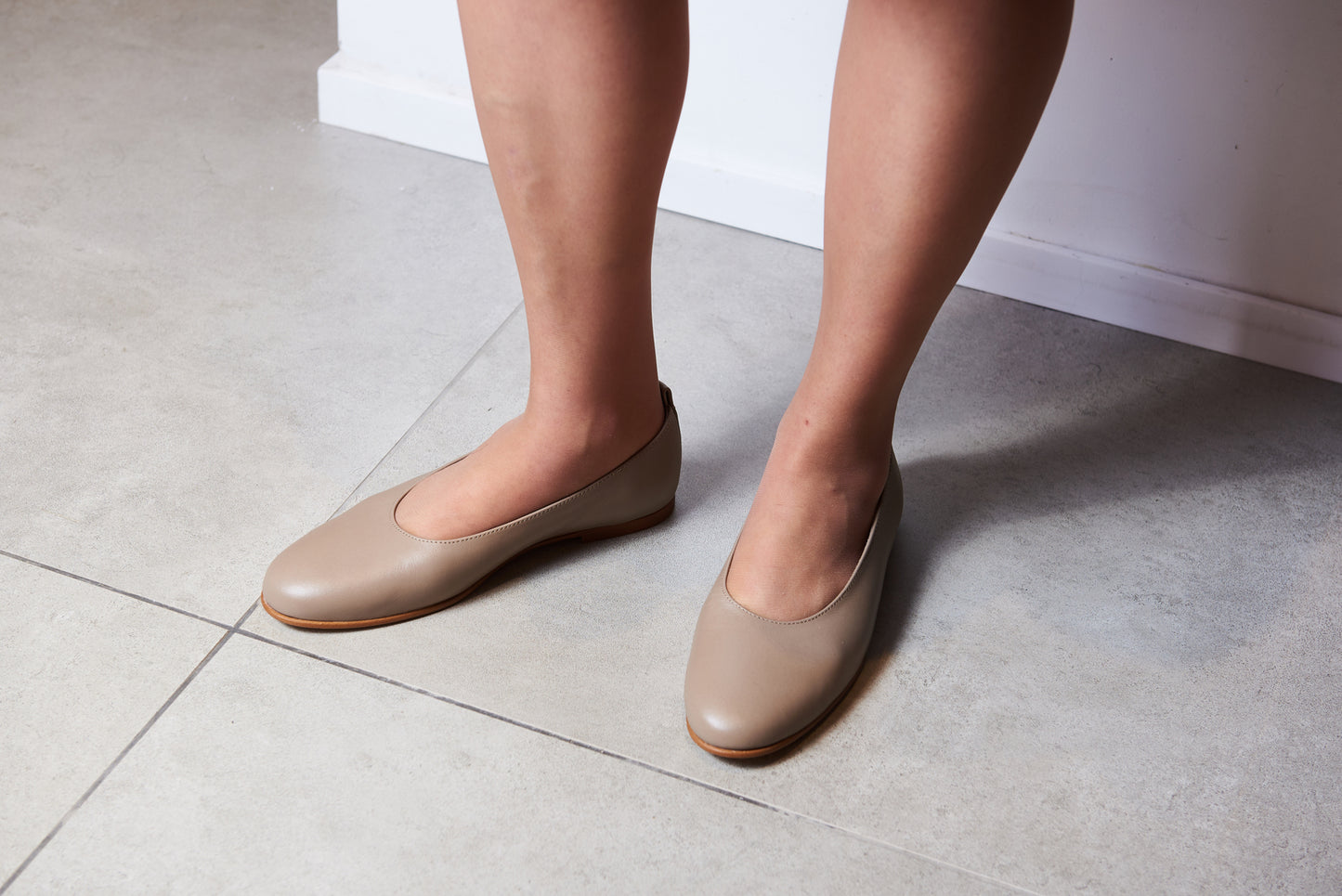 Valencia Beige Leather Flat - Halo Shoes